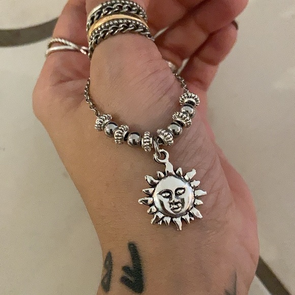 π΄ SALE ! red dot items are 2 for $25 . Bundle more than 3 and its $10 each π - Picture 11 of 14